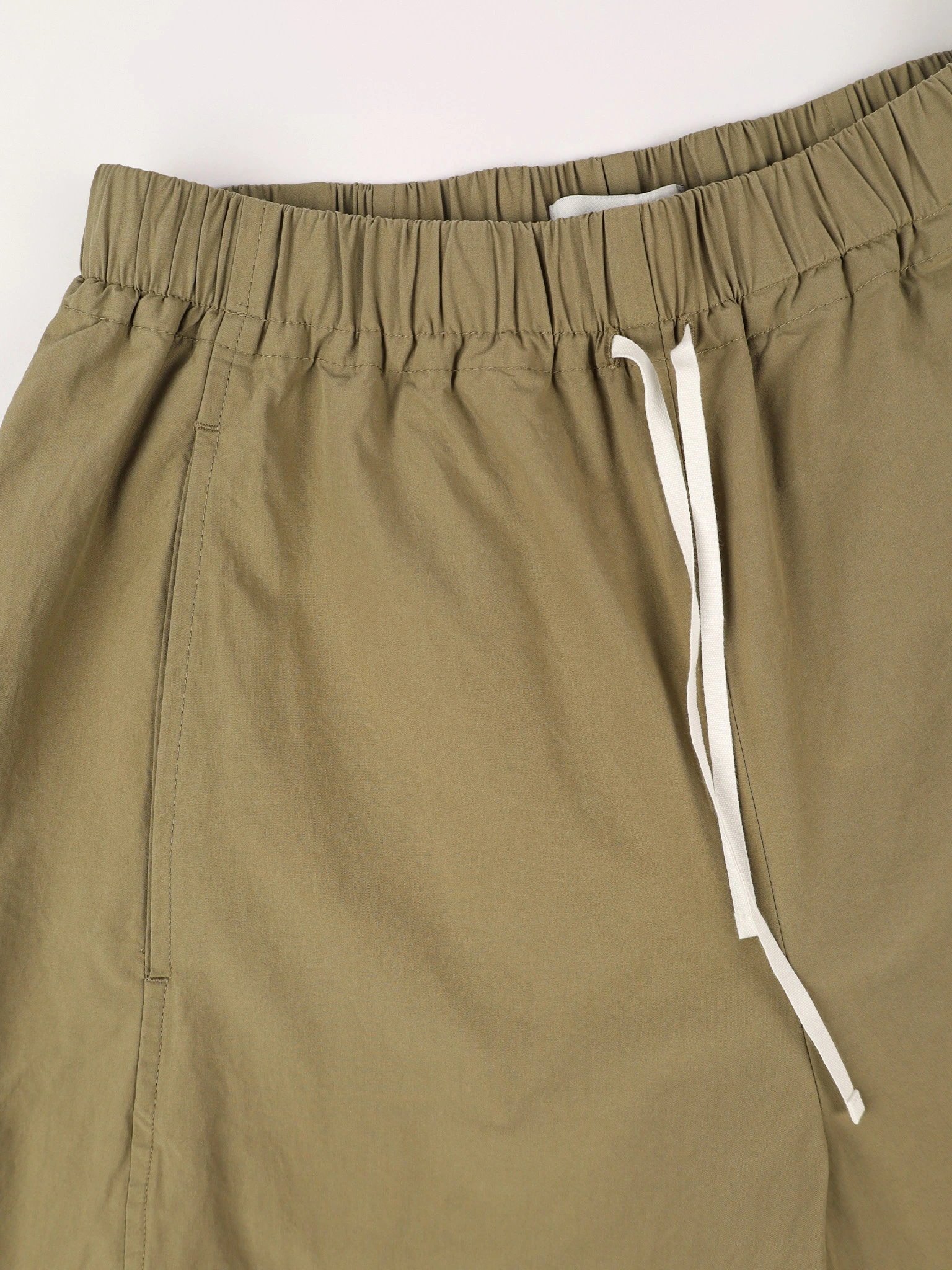 Брюки зеленого цвета из хлопка прямого кроя